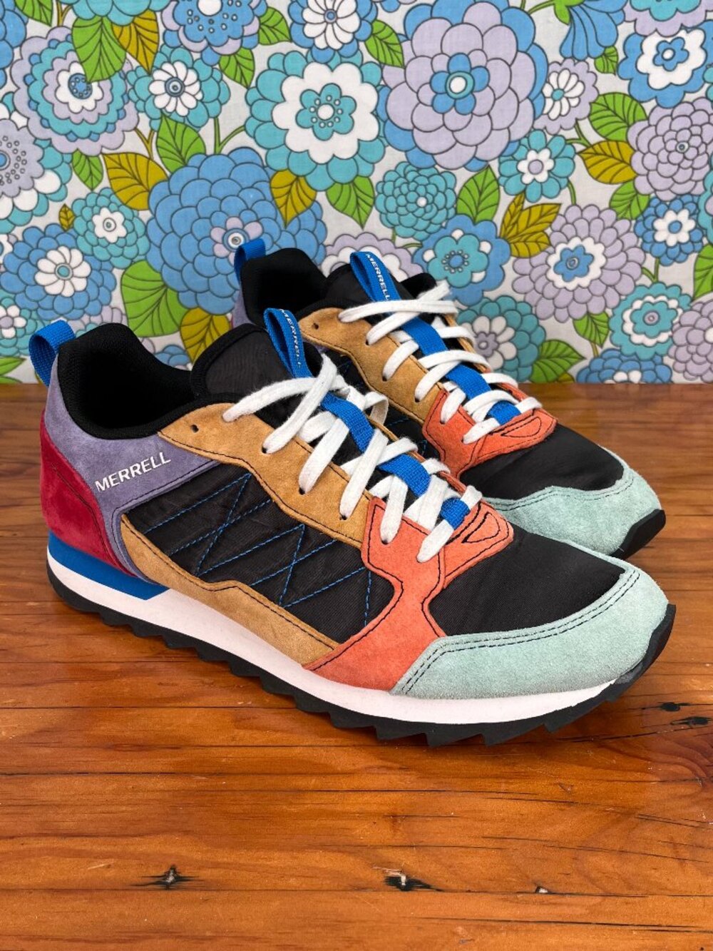 Merrell Alpine Sneakers Size: 8 (Womens US)